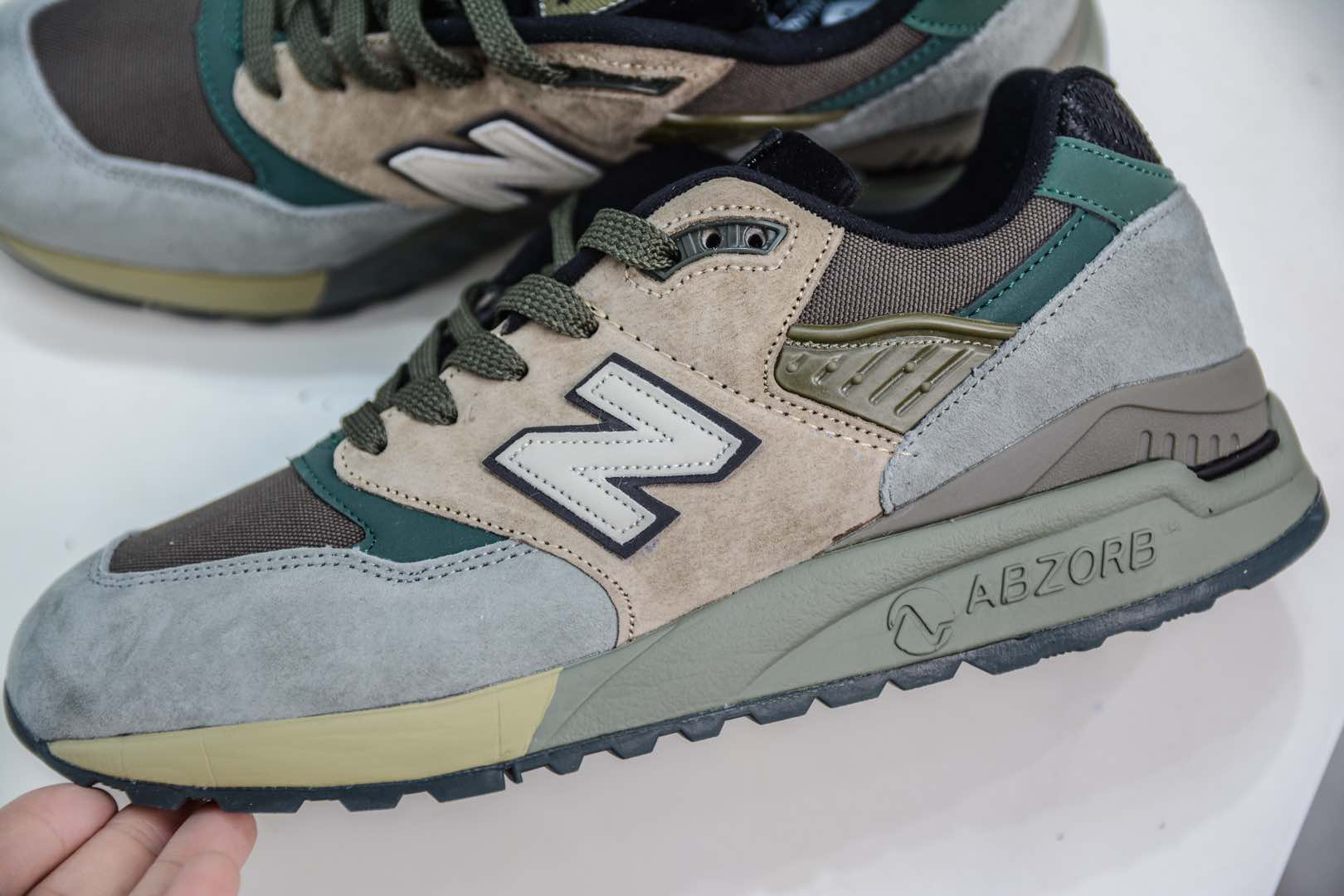 New Balance Sneakers-374