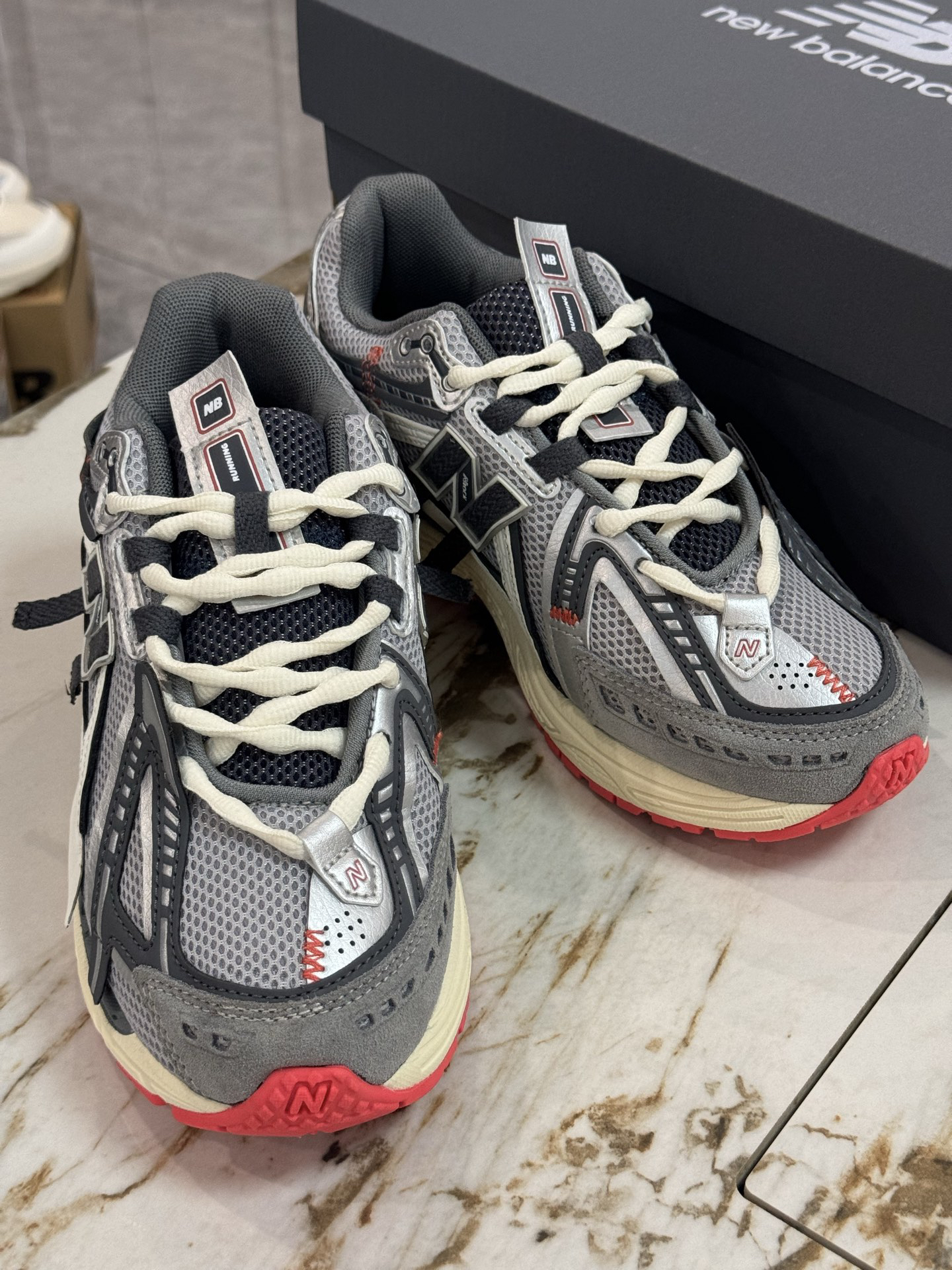 New Balance Sneakers-139