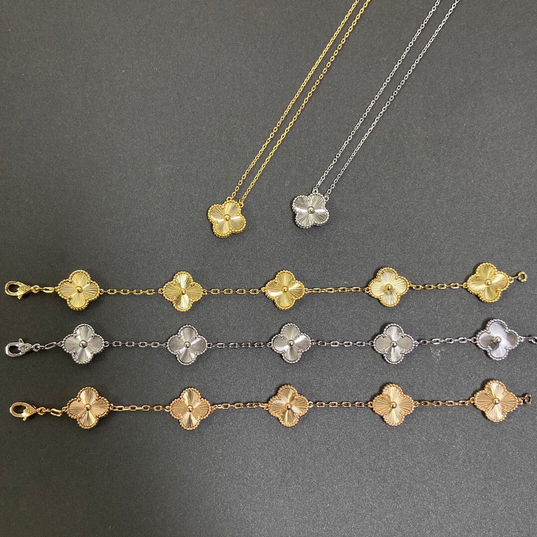 Van Cleef & Arpels Bracelet-6