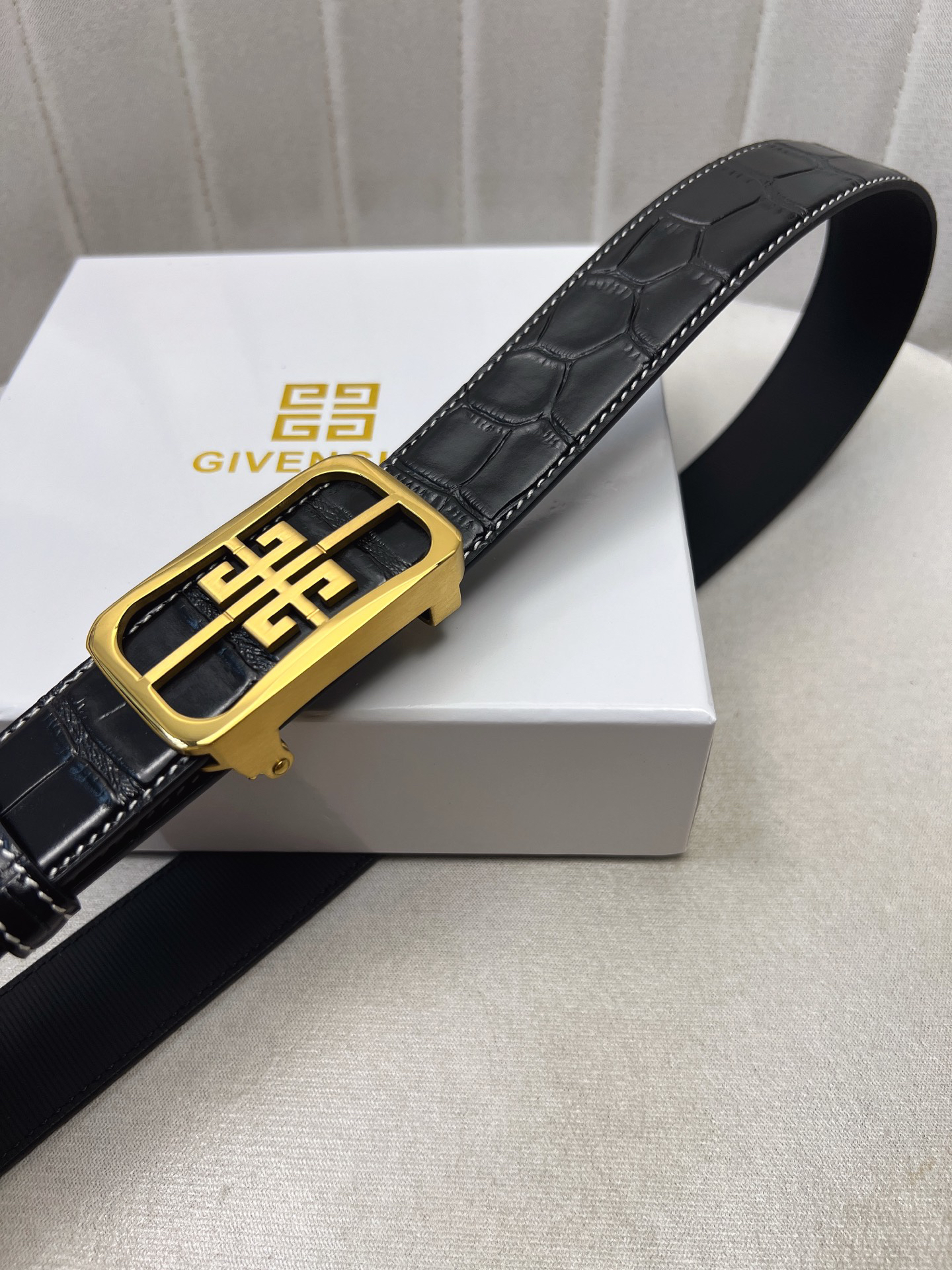 Givenchy belt-136