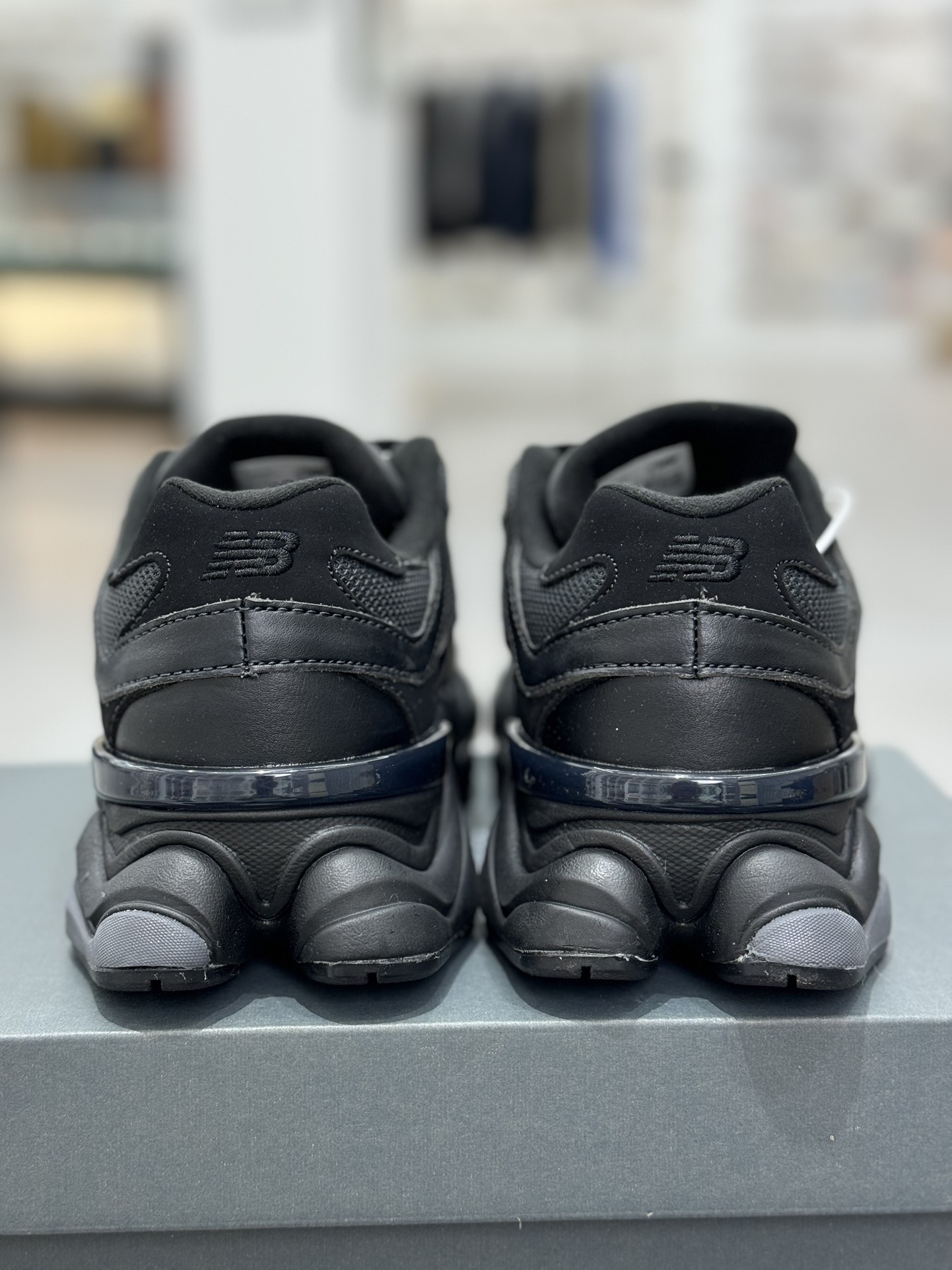 New Balance Sneakers-207