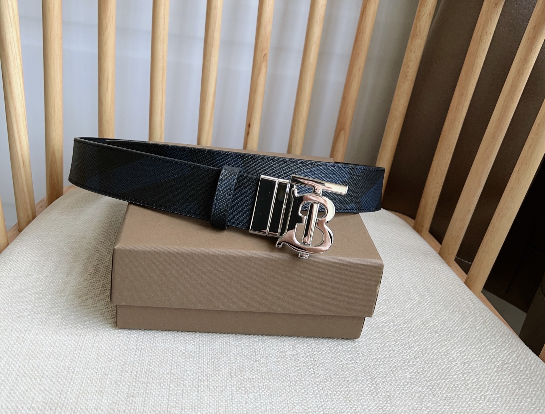 Burberry belt-60