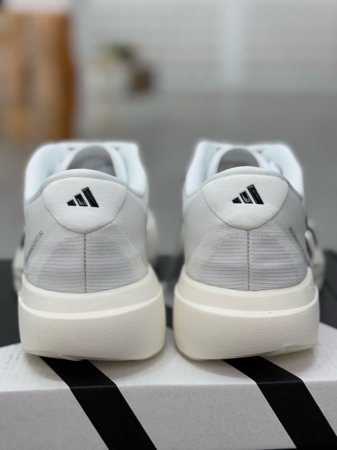 Adidas Sneakers-180