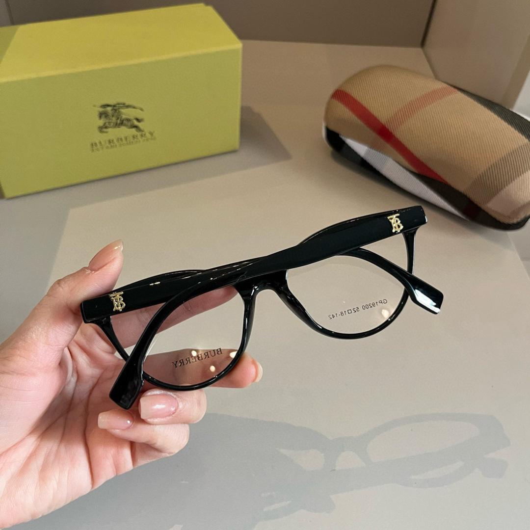 Burberry glasses-17