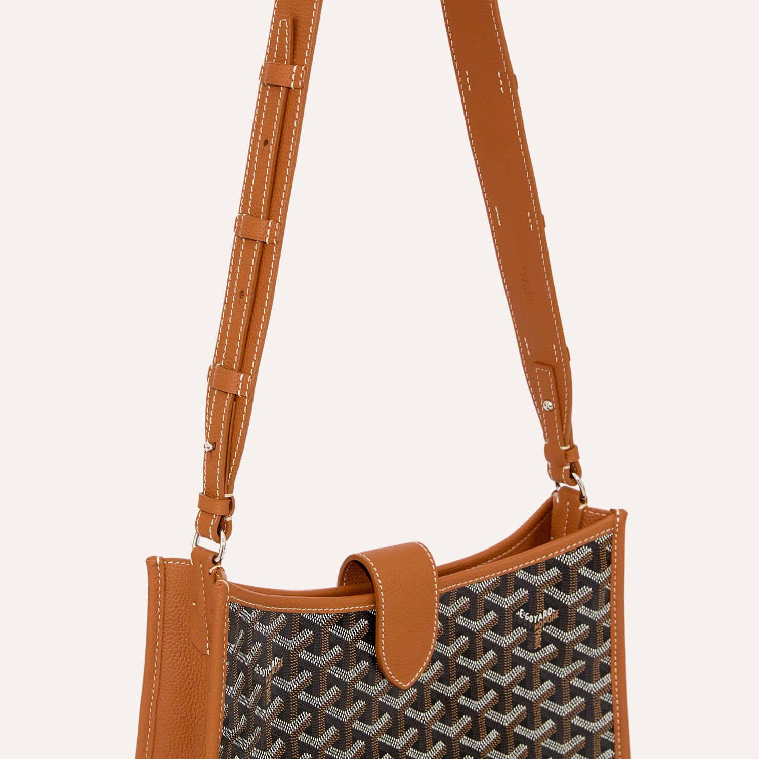 Musette bag