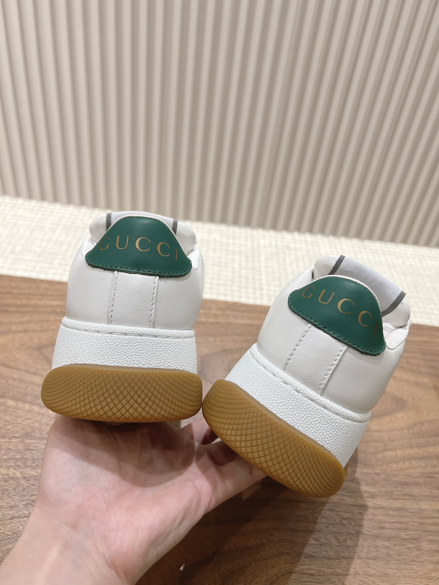 Gucci Sneakers-145