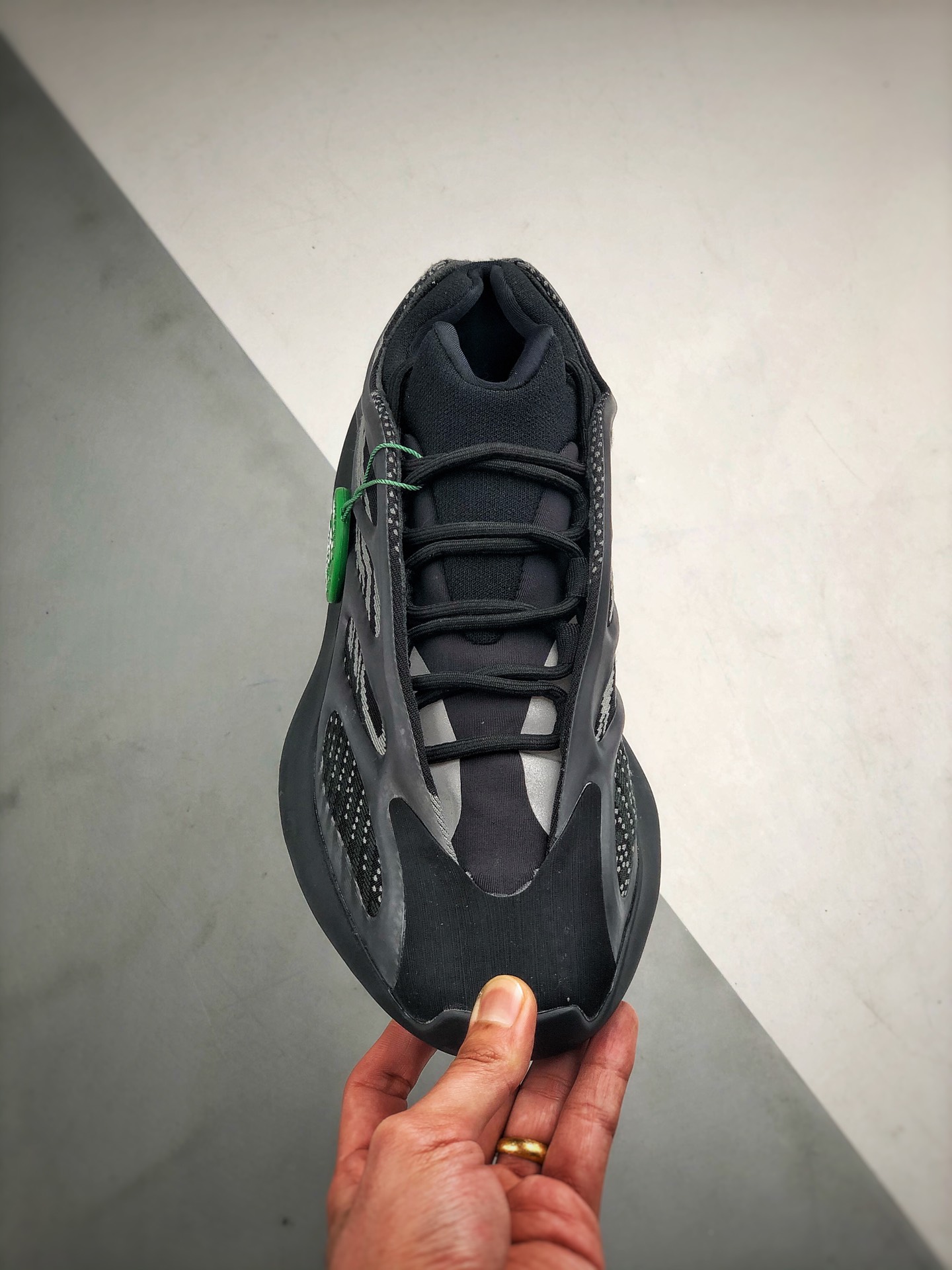 Adidas Sneakers-101