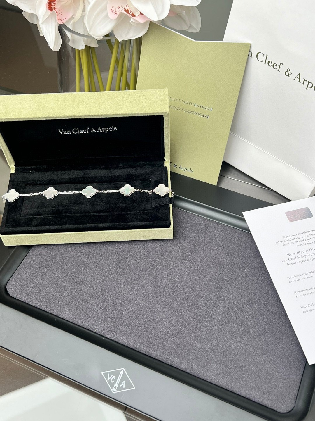 Van Cleef & Arpels Bracelet-48