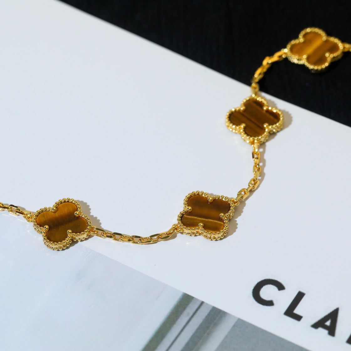 Van Cleef & Arpels Bracelet-42