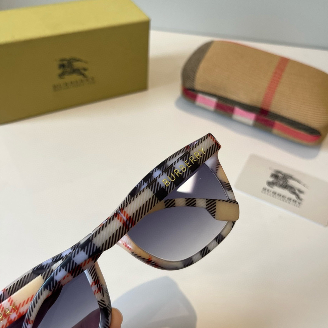 Burberry glasses-16