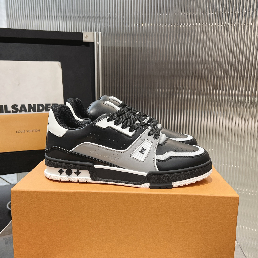 Lv Sneakers-29