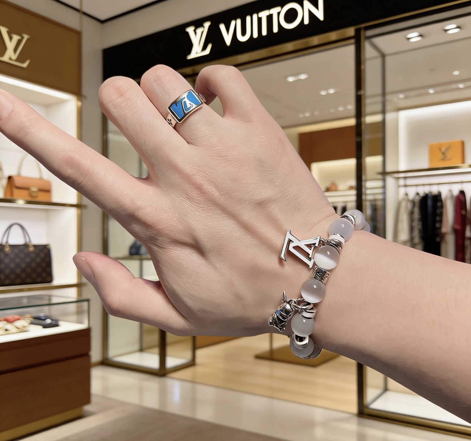 LV ring-51