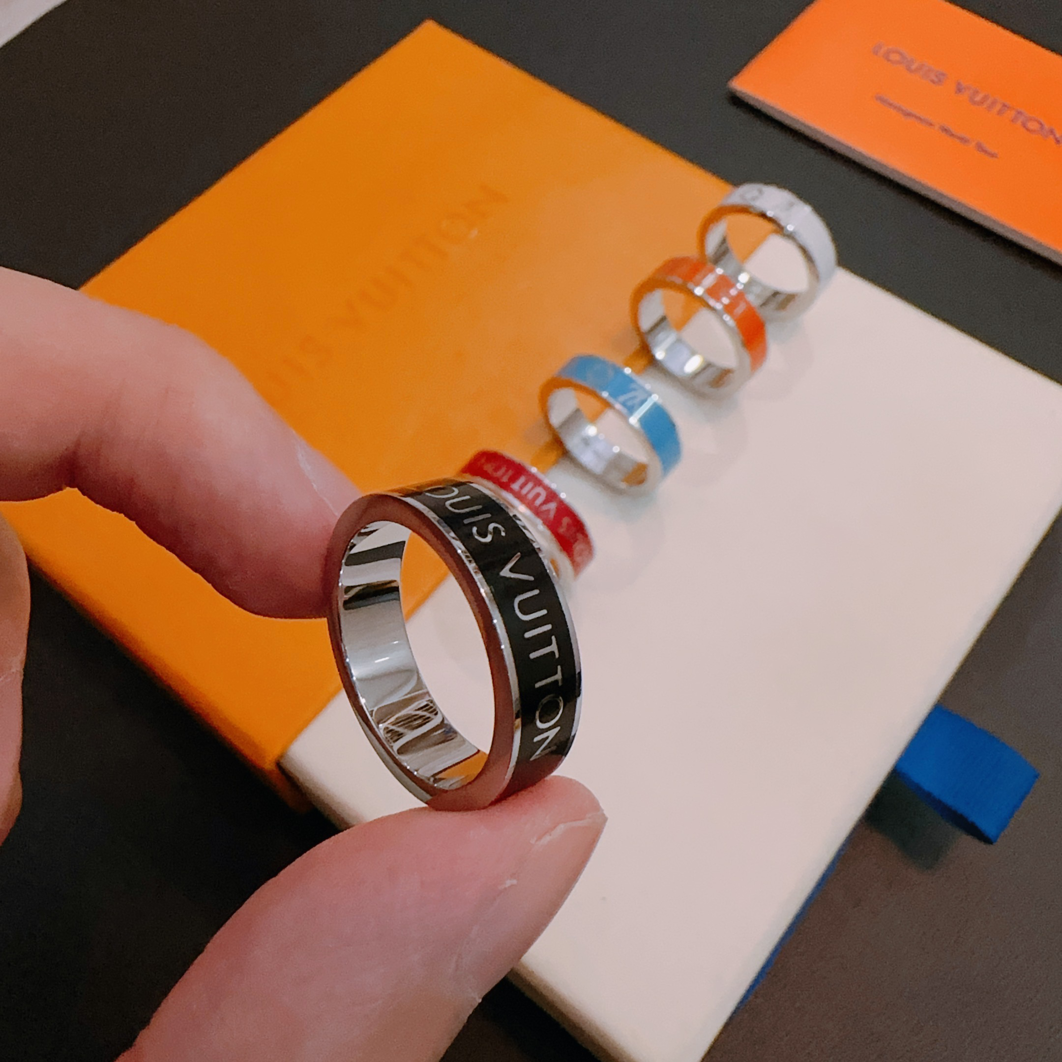 LV ring-60