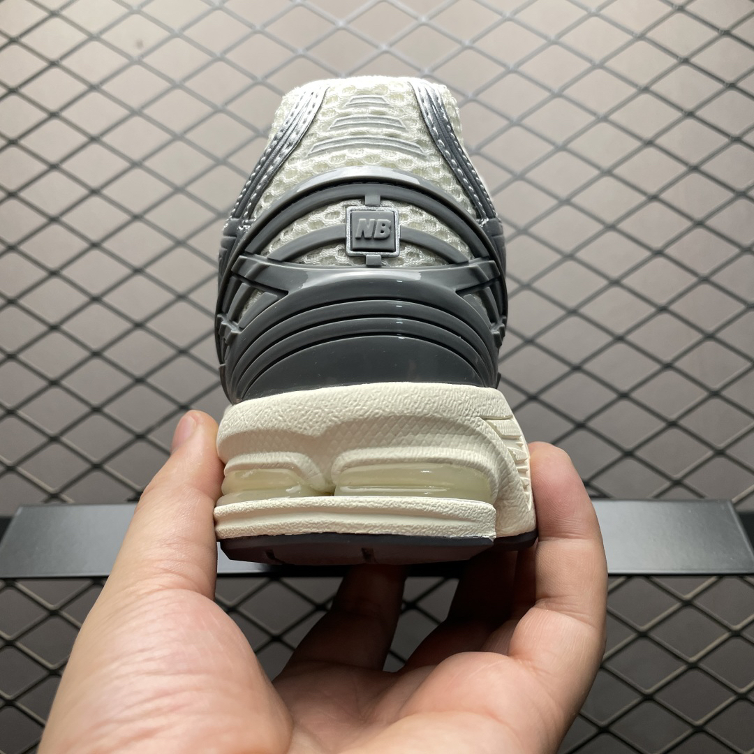 New Balance Sneakers-151