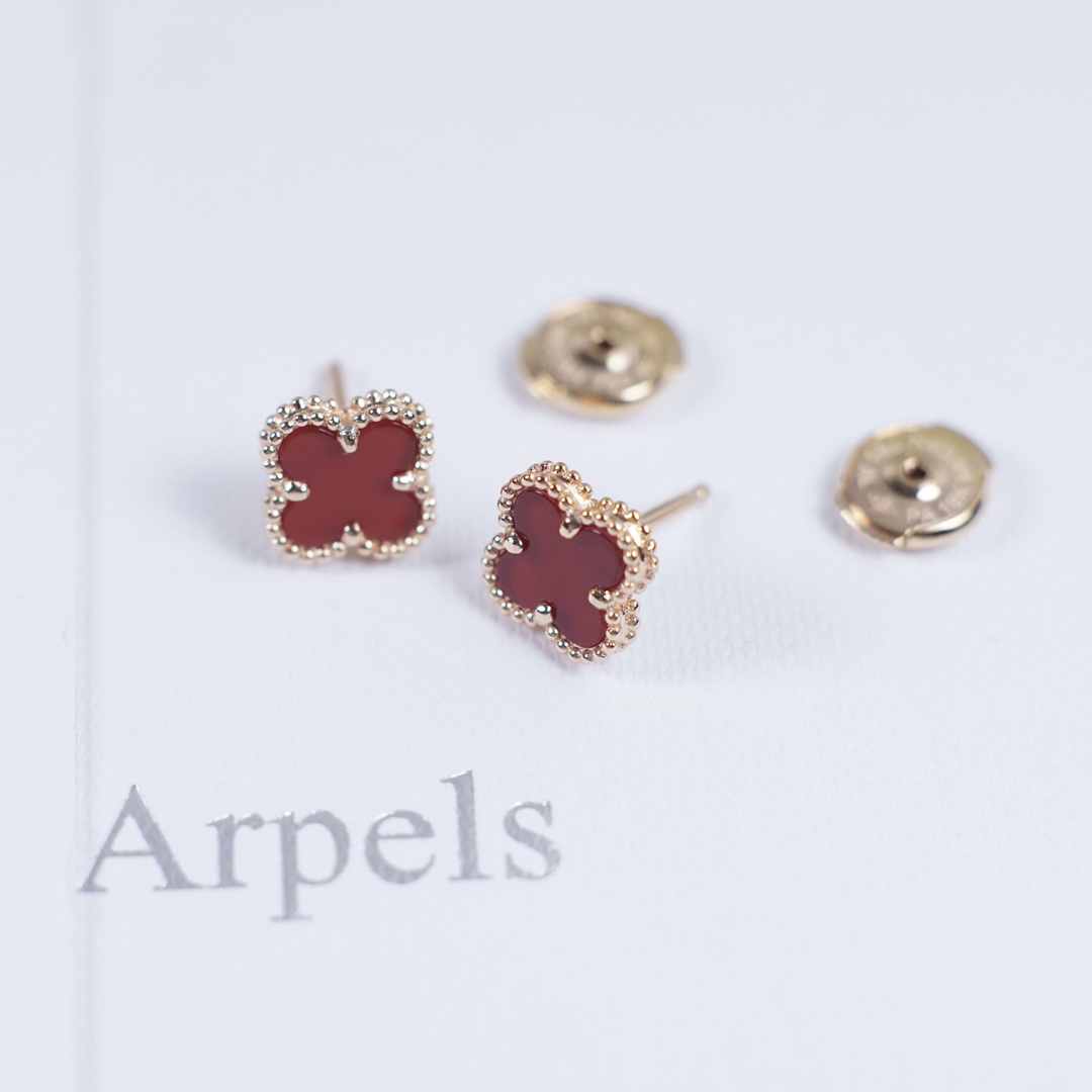 Van Cleef & Arpels earring-61