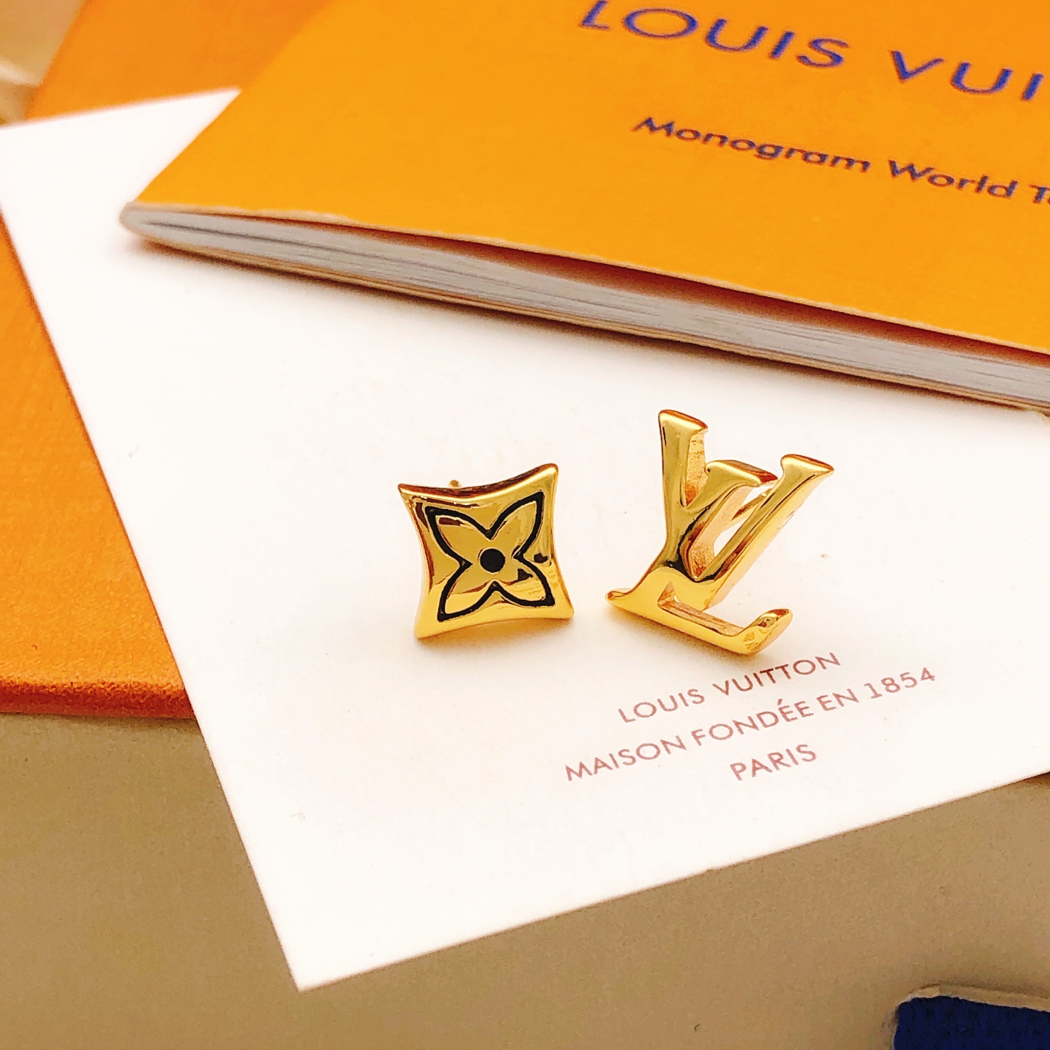 LV earrings-89