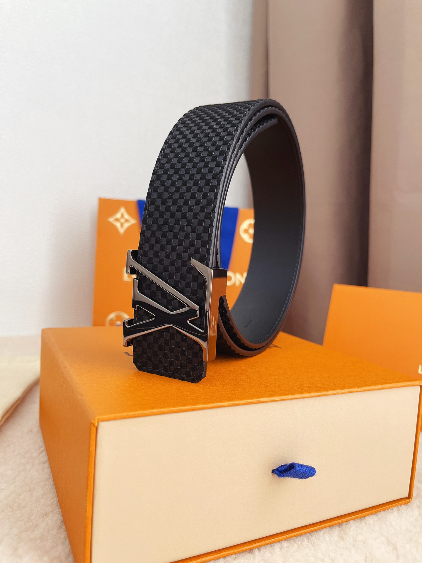 Lv belt-111