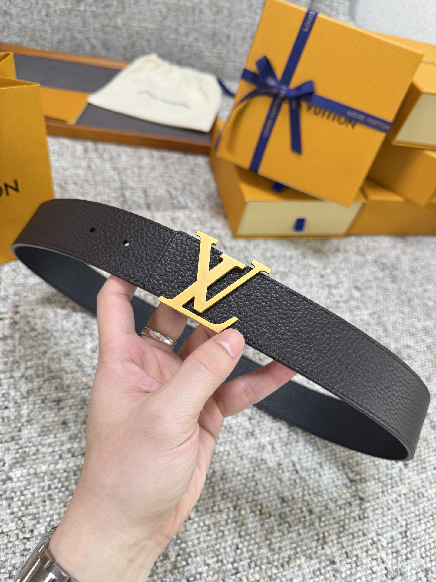 Lv belt-100
