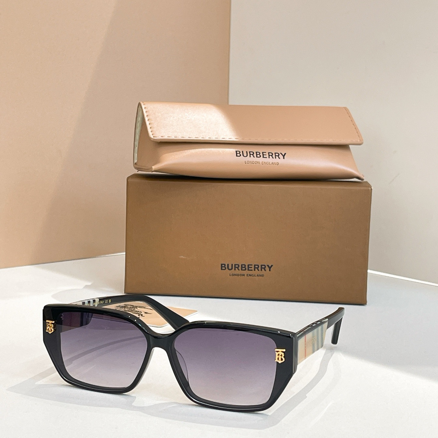 Burberry glasses-66
