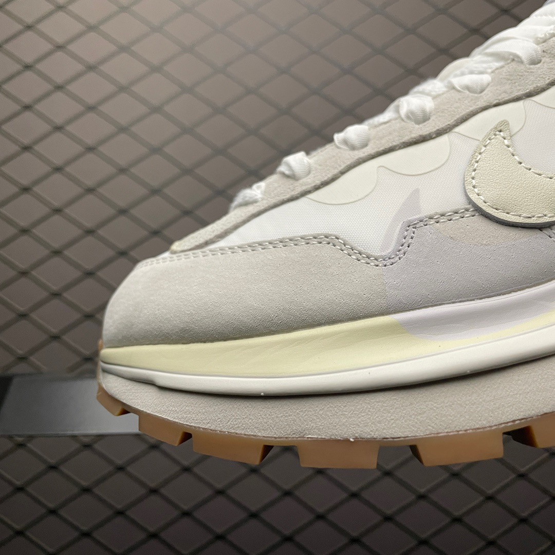 Nike Sneakers-153