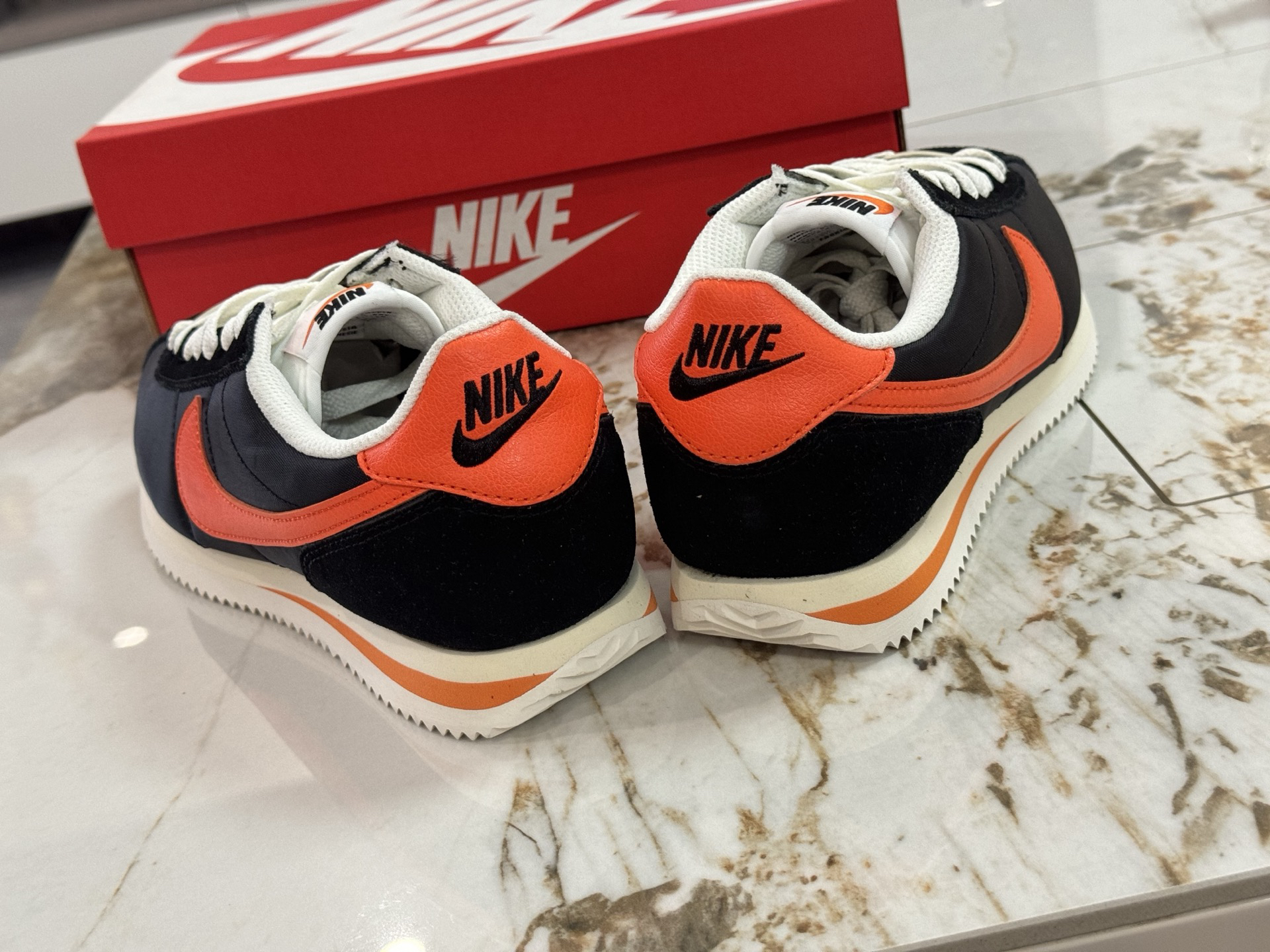 Nike Sneakers-249