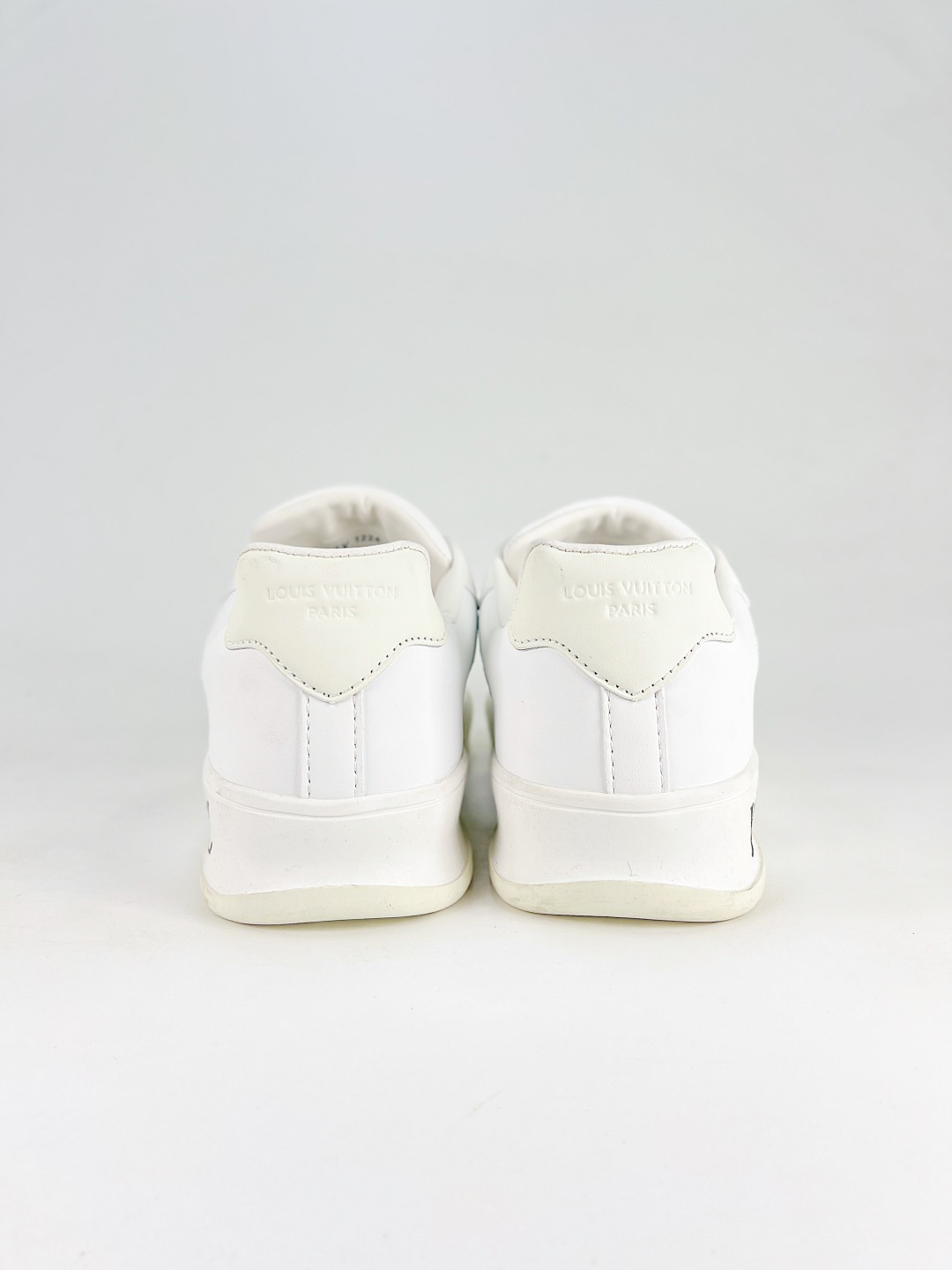 Lv Sneakers-163