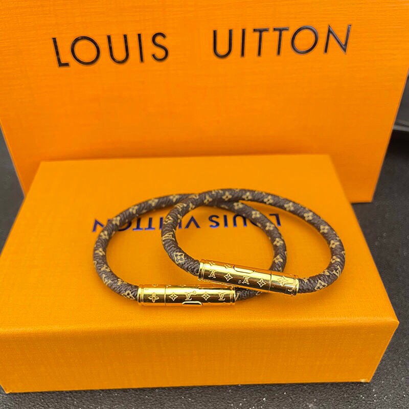 LV Bracelet-41