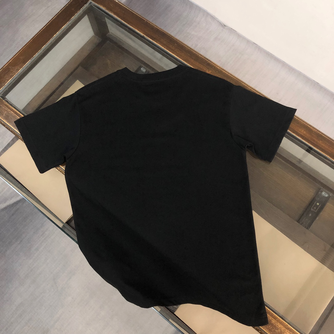 Prada clothing-274