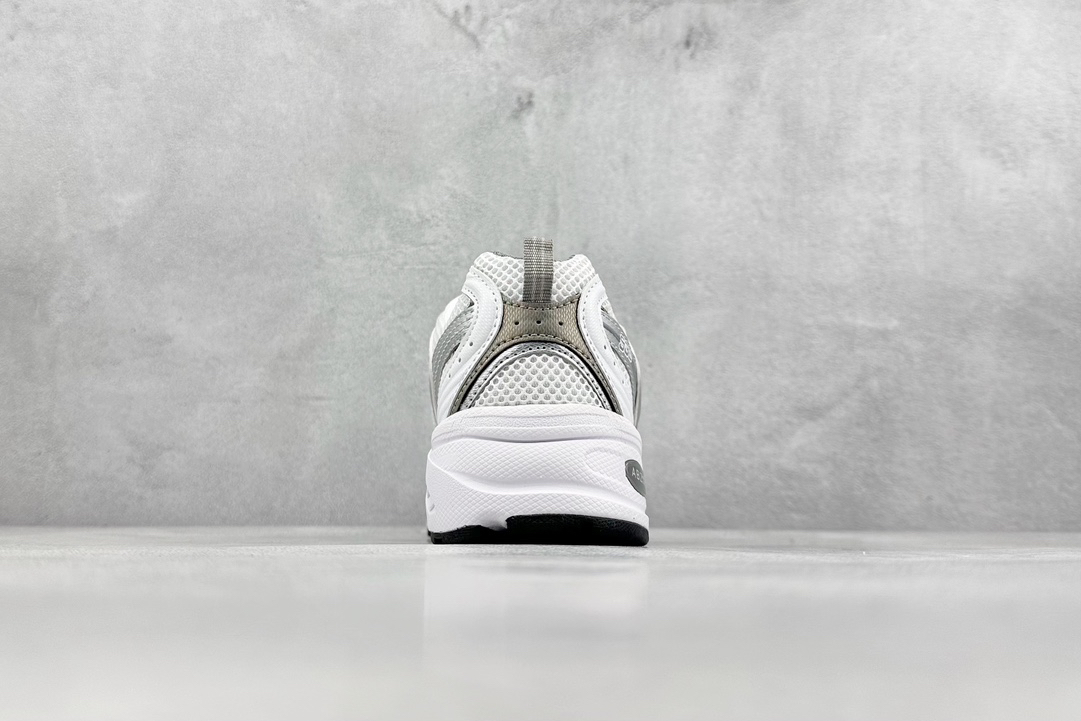 New Balance Sneakers-94