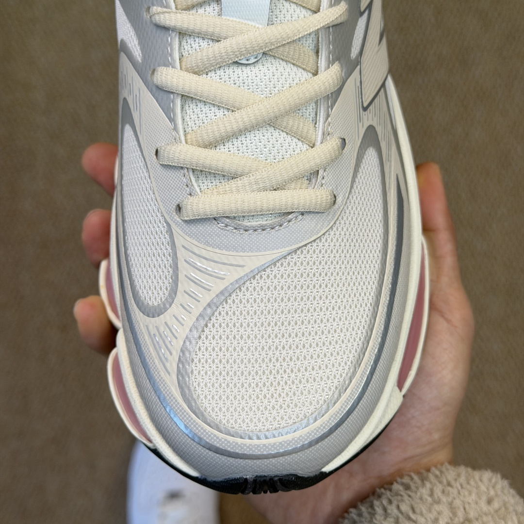 New Balance Sneakers-225