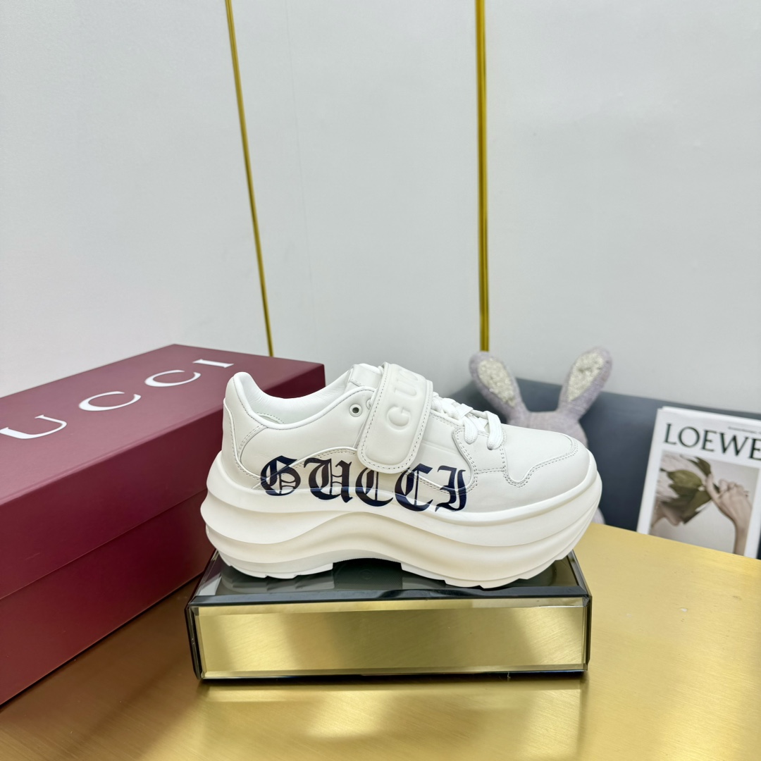 Gucci Sneakers-62