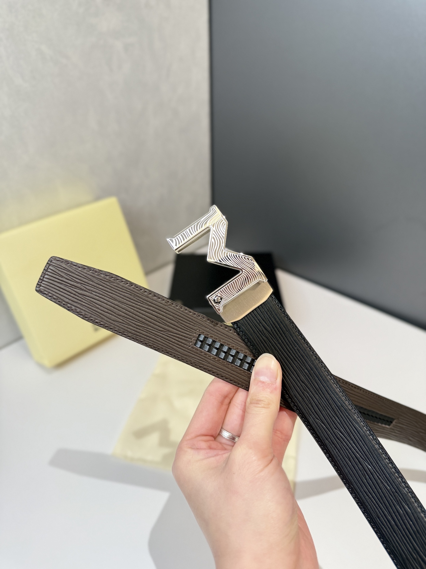 Montblanc belt-44