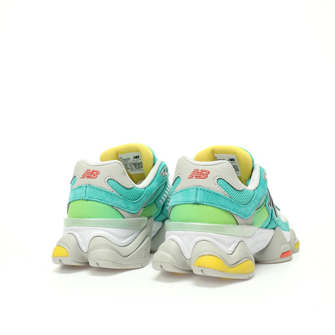 New Balance Sneakers-166