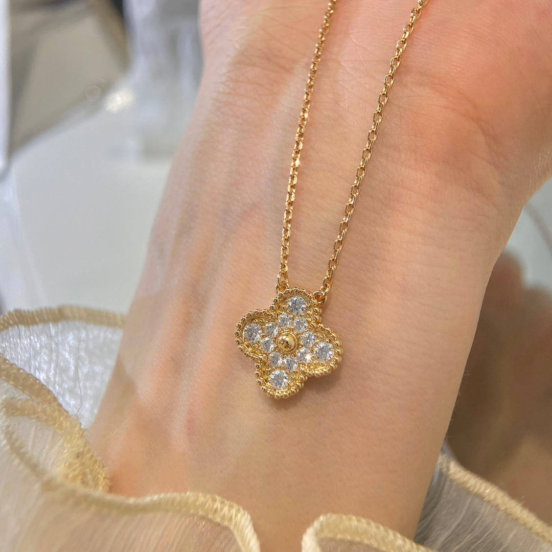 Van Cleef & Arpels necklace-37