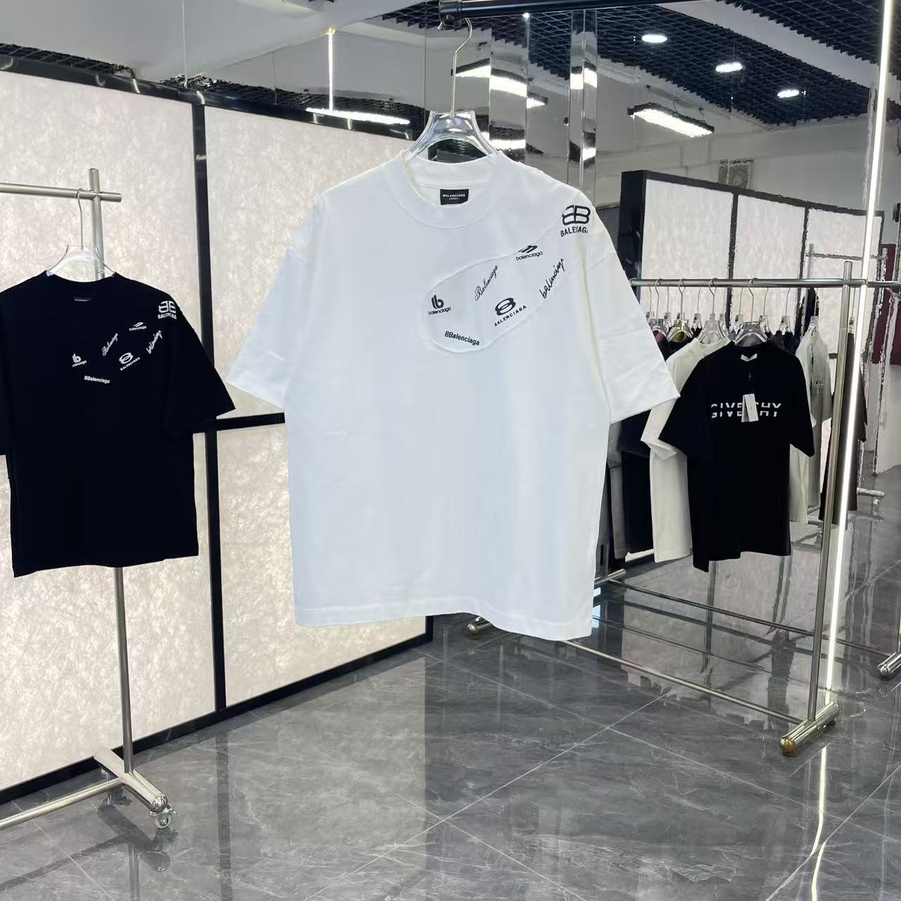 Balenciaga clothing-93