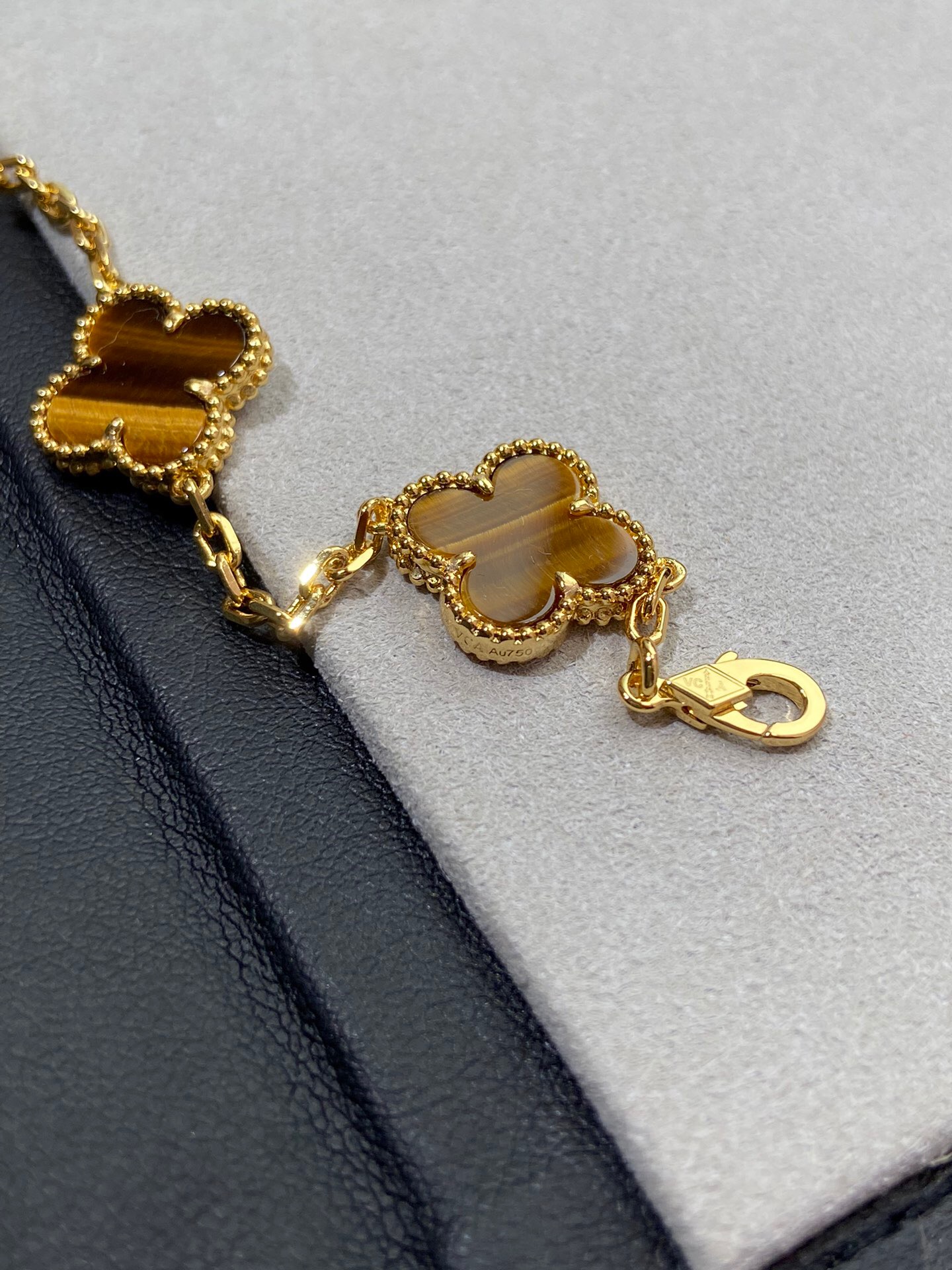 Van Cleef & Arpels Bracelet-5