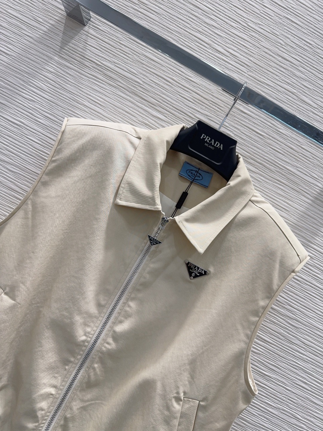 Prada Clothing-268