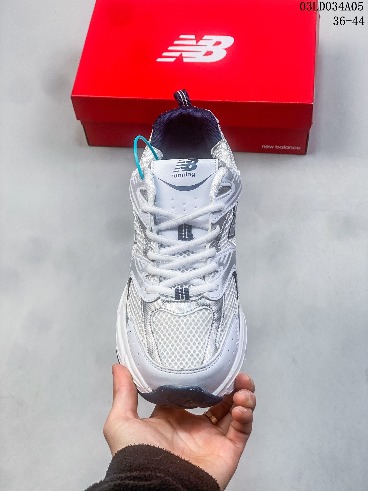 New Balance Sneakers-205