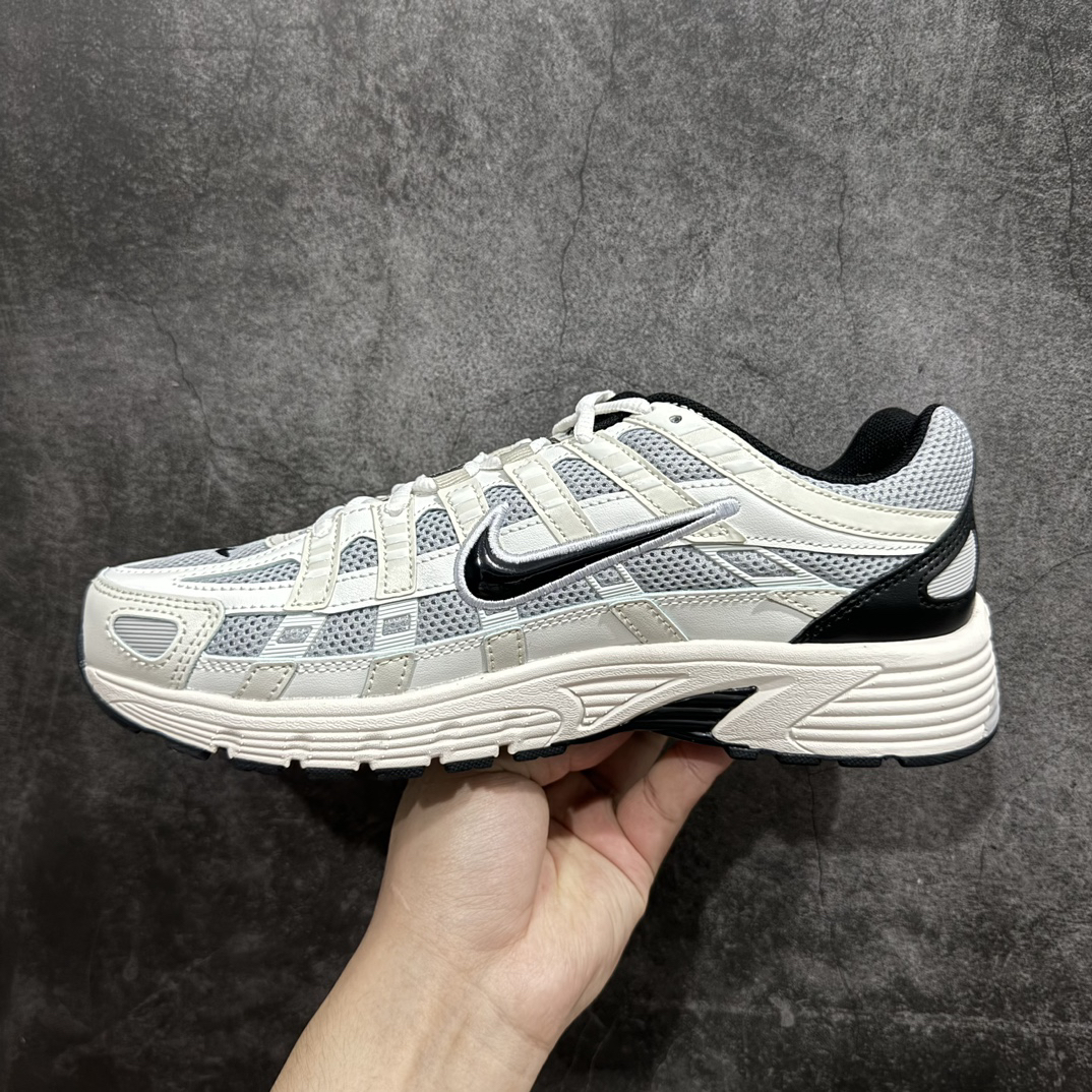 Nike Sneakers-97