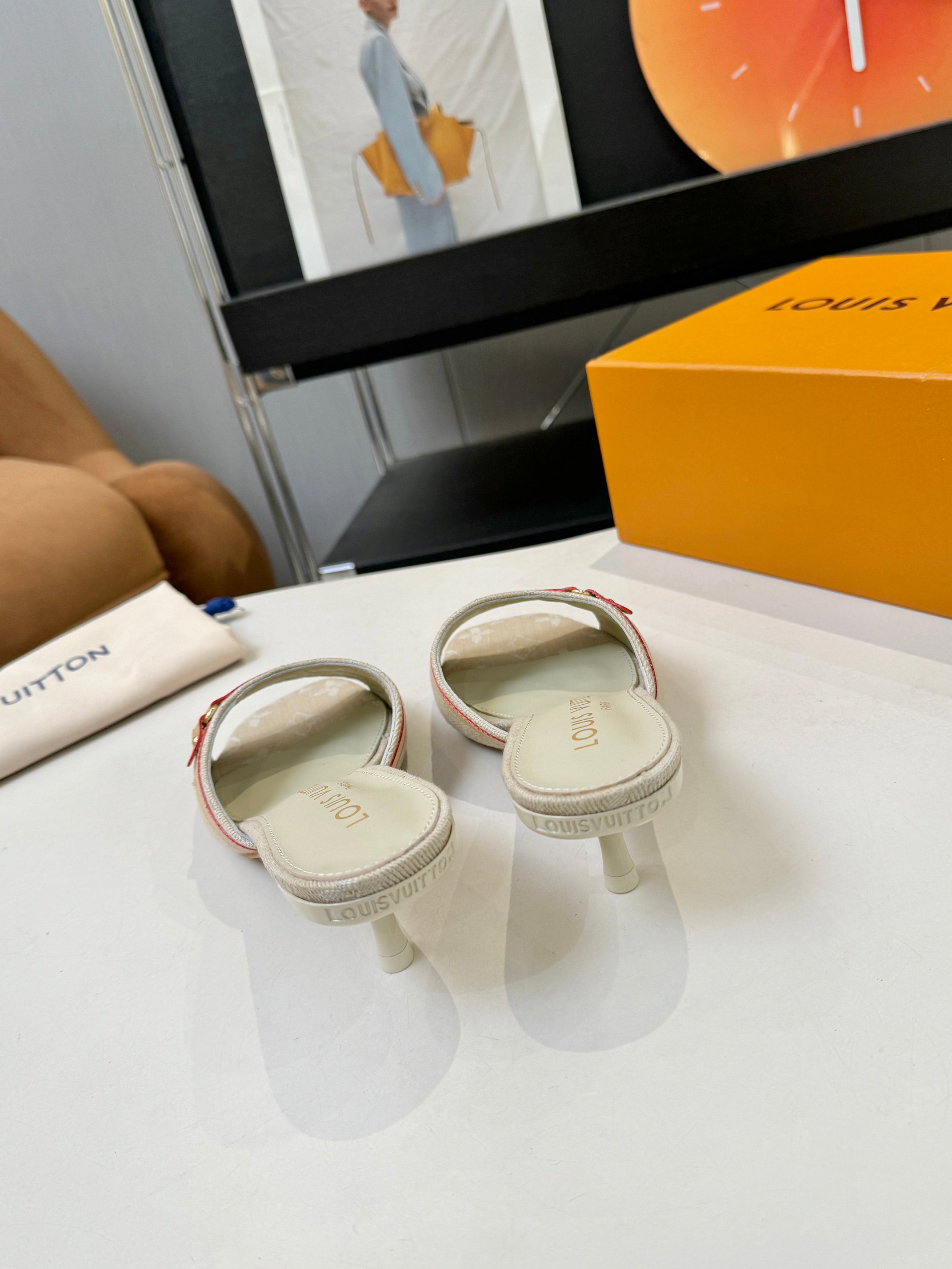 LV Summer footwear