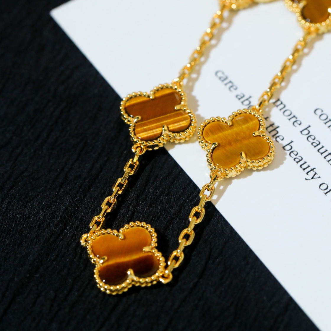 Van Cleef & Arpels Bracelet-42
