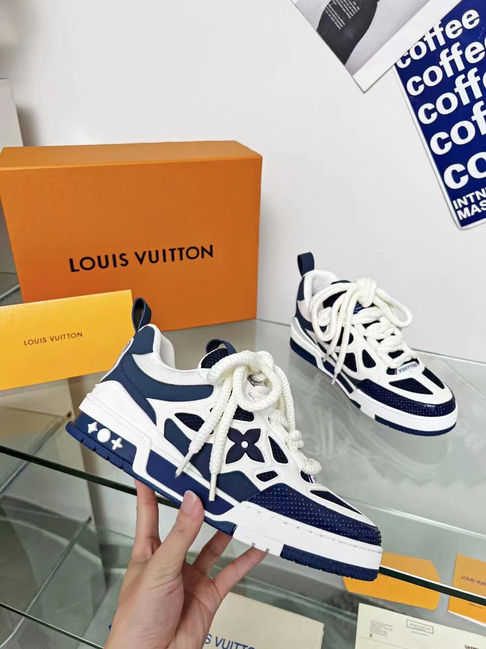 Lv Sneakers-34