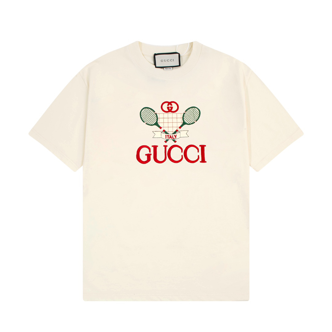 Gucci clothing-60