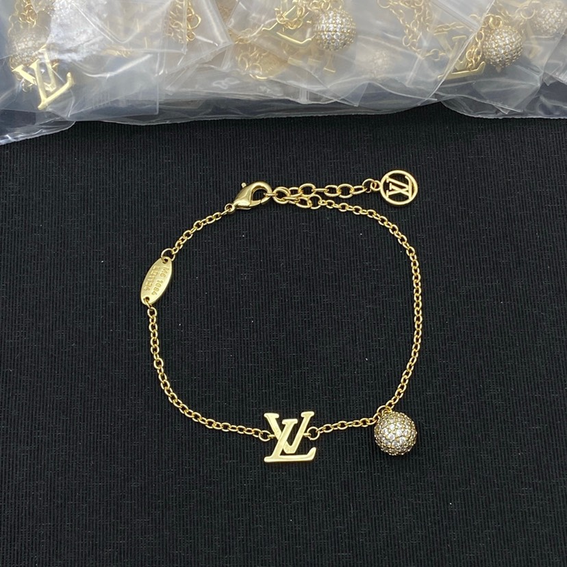 LV Bracelet-23