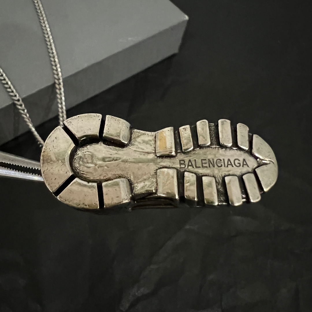 Balenciaga necklace-55