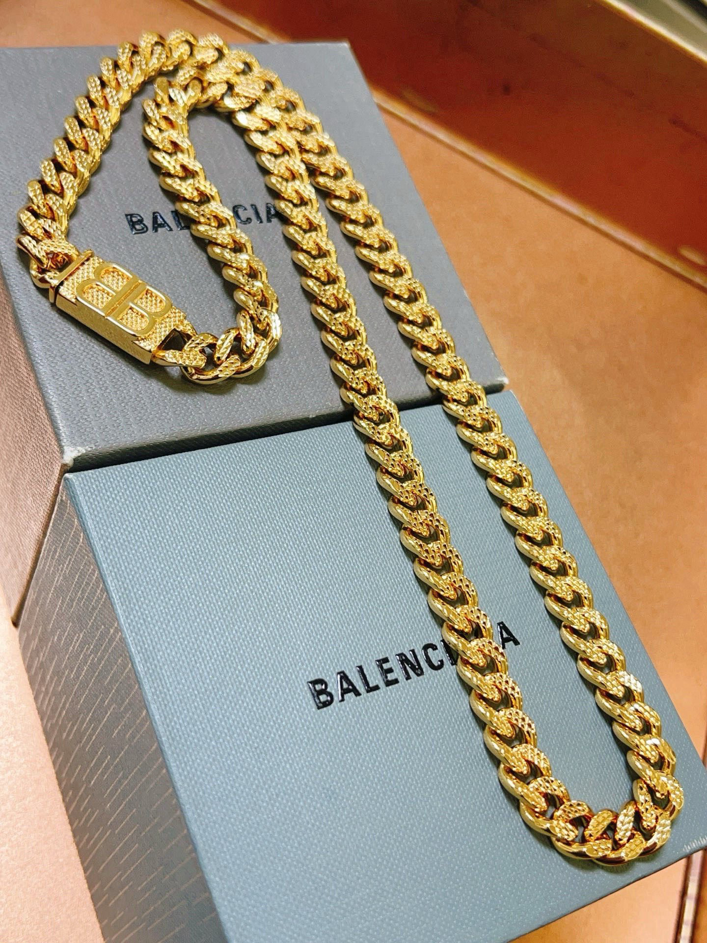 Balenciaga necklace-15