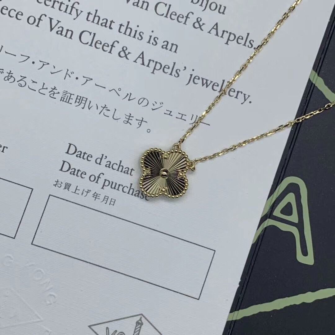 Van Cleef & Arpels necklace-25