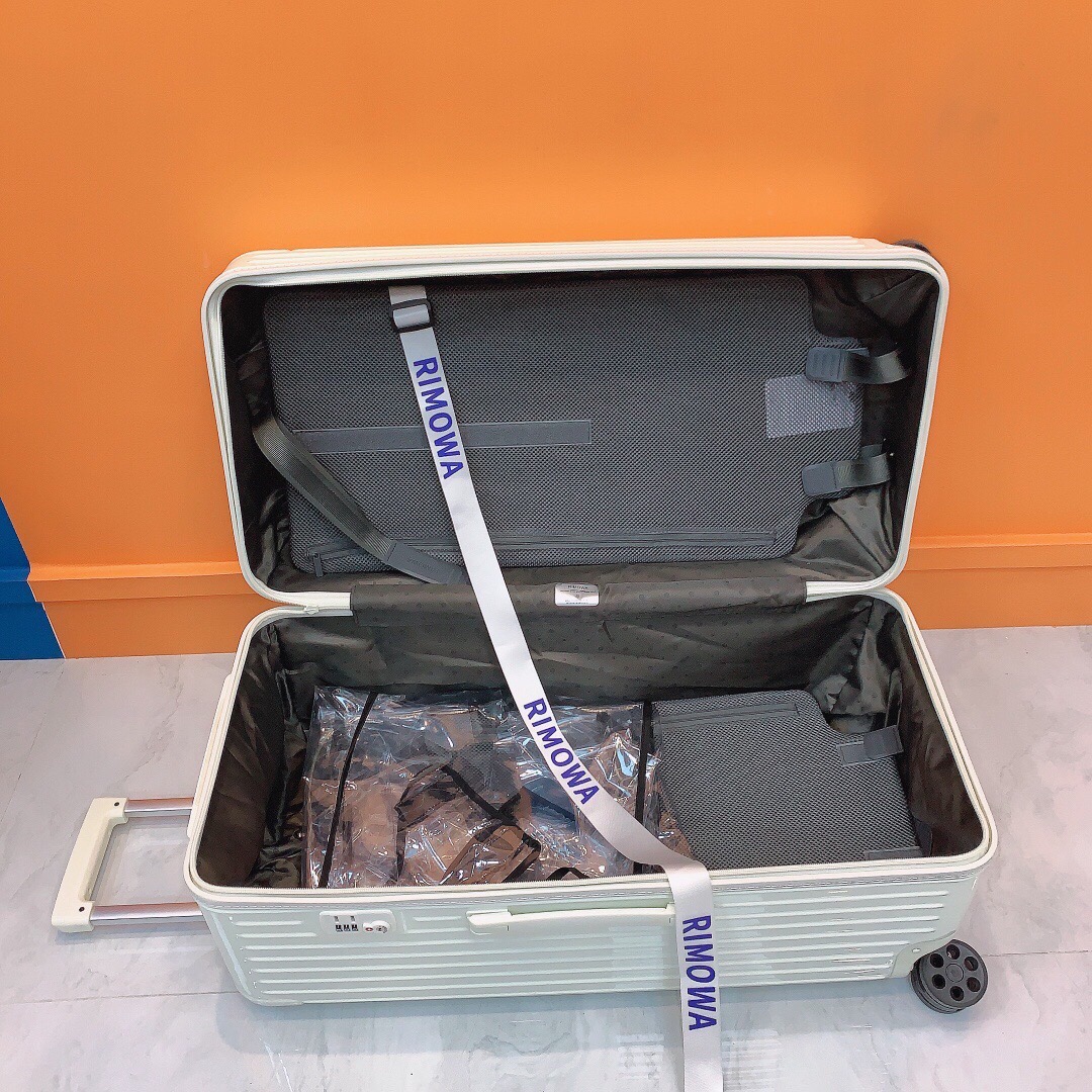 RIMOWA luggage-107