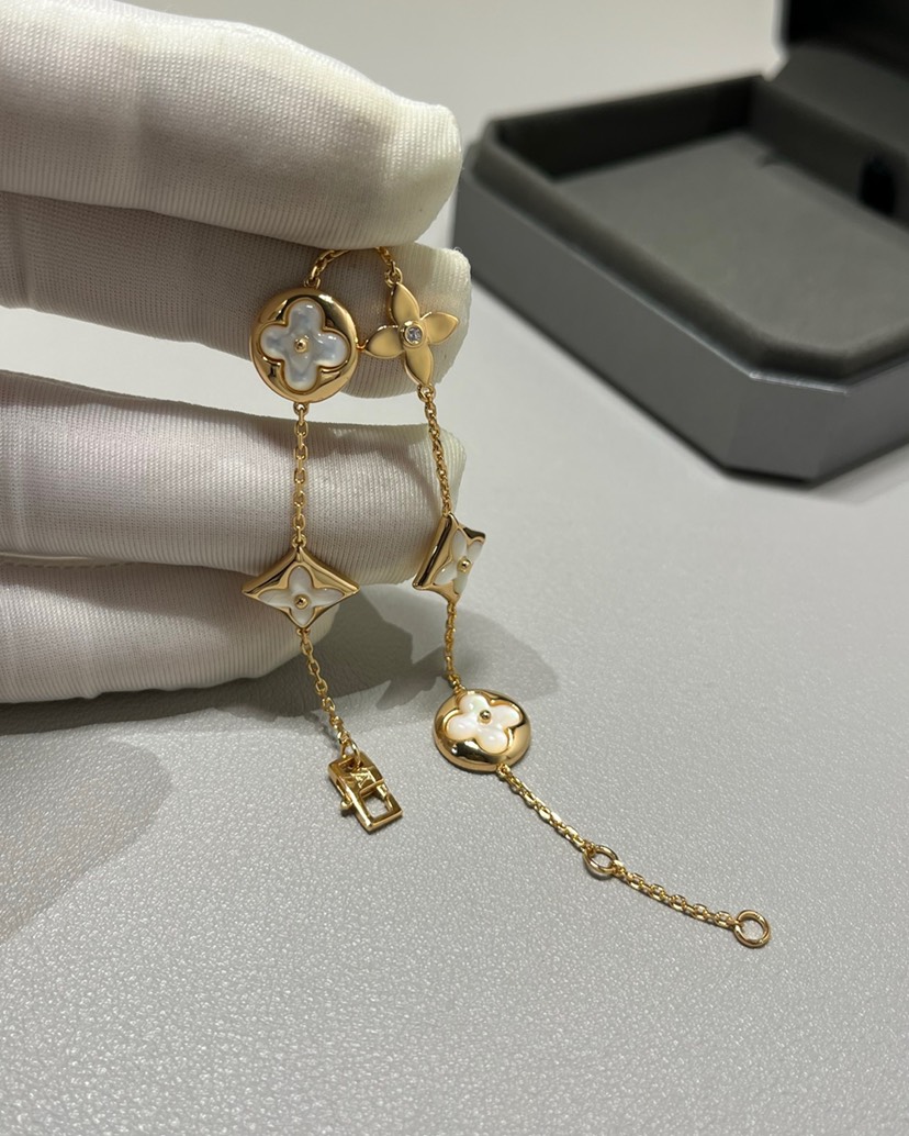 LV Bracelet-9
