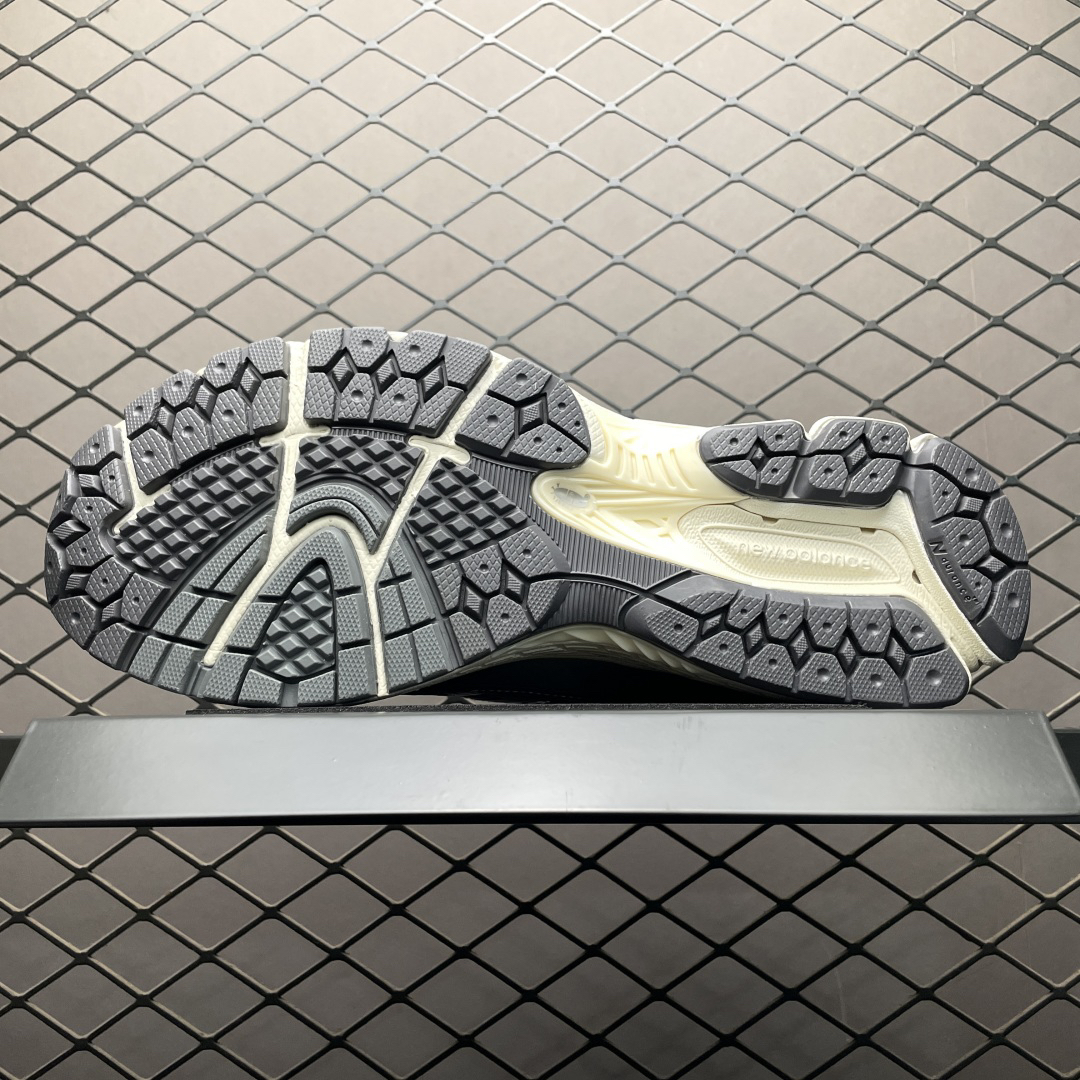 New Balance Sneakers-151